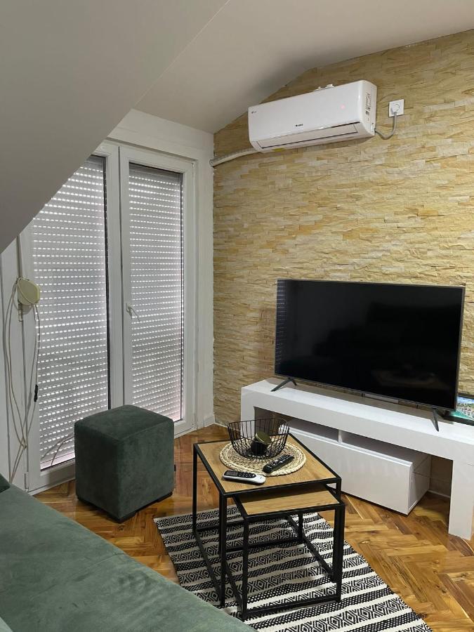 Ferienwohnung Stan Centar Ns Novi Sad Exterior foto
